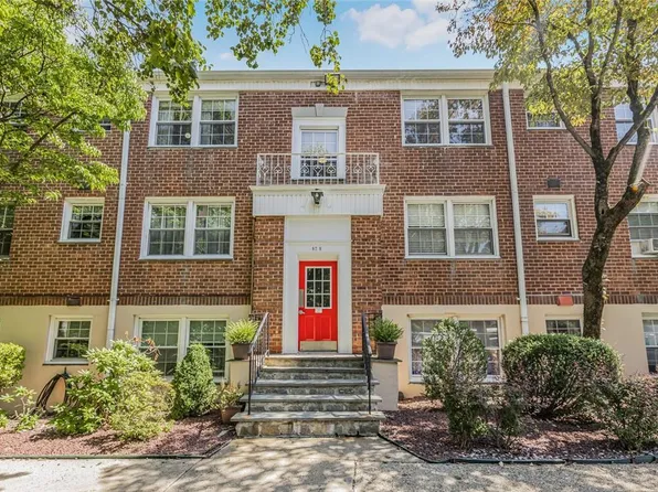 67 S Rockledge Road #TC, Bronxville, NY 10708