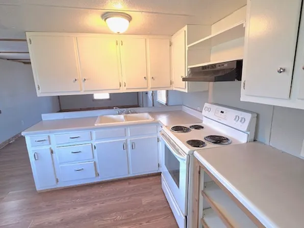 1404 Pineview Ave #14, Pulaski, TN 38478