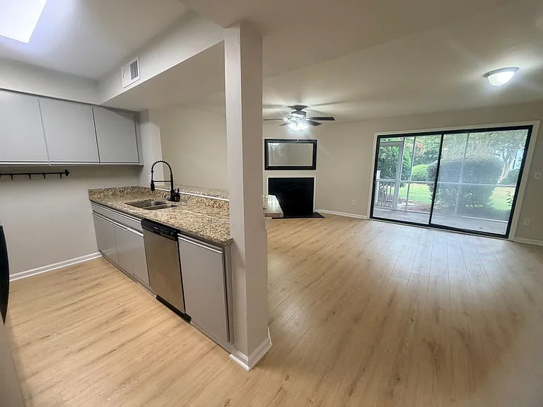 1850 Atlantic Dr #115 — Photo 6