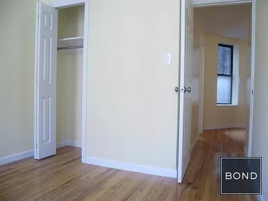 Rented by Bond New York | media 31