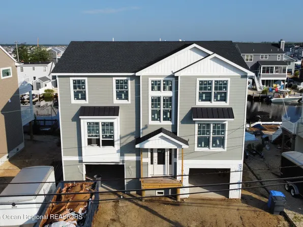 180 Morris Boulevard, Beach Haven West, NJ 08050
