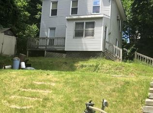 155 Beacon St, Clinton, MA 01510