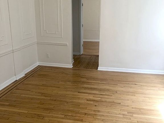 4th image of 3730 81st St #D12