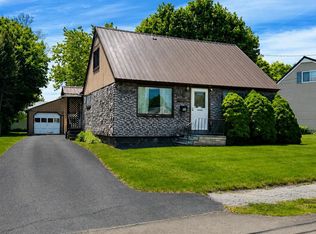 20 Park Street, East Millinocket, ME 04430