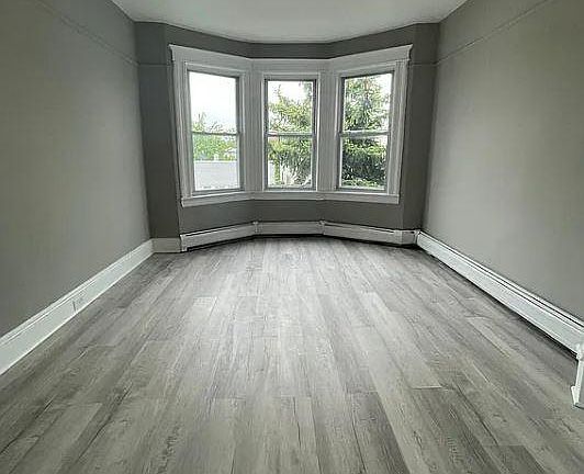 4th image of 167 Clendenny Ave #2L