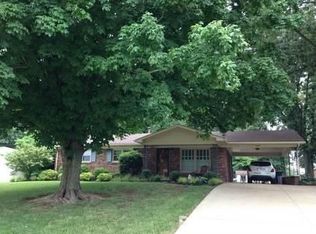 635 Central Ave, Vine Grove, KY 40175