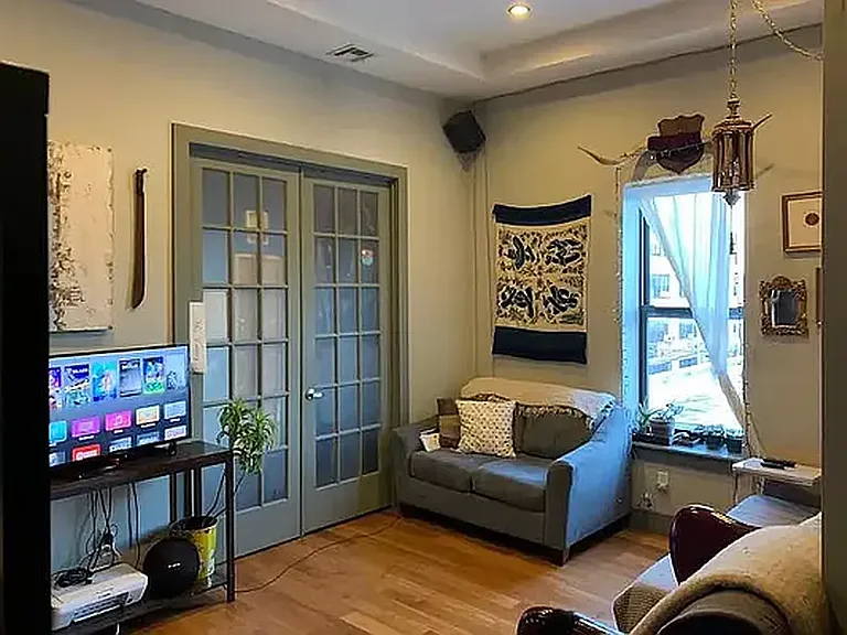 106 Grattan St #3F — Photo 6