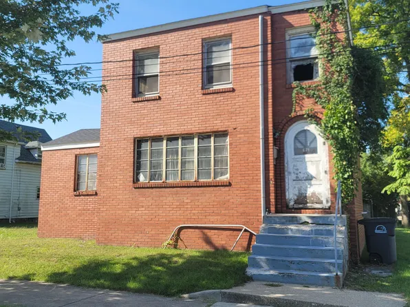 621 Spring St, Michigan City, IN 46360