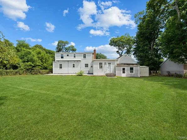 1547 Walt Whitman Road, Melville, NY 11747
