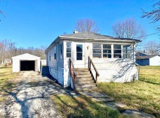 6441 Rosser Ave, Hubbard, OH 44425