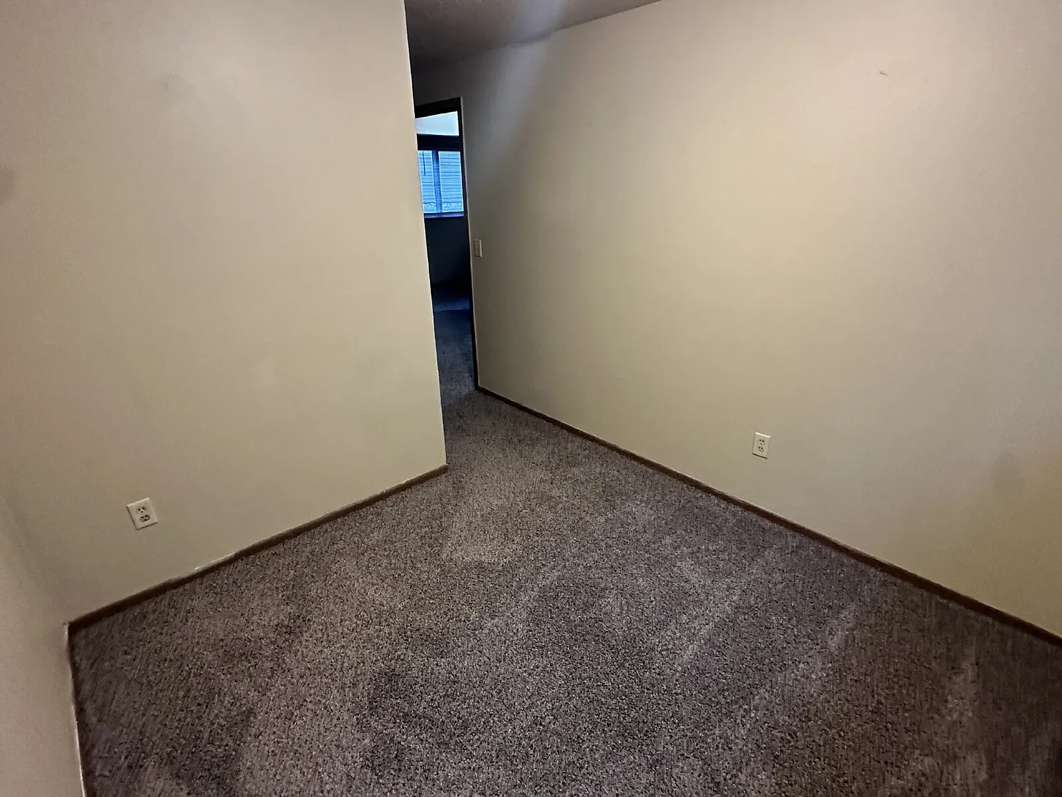 2 bed, 1.0 bath, 525 sqft, $750 — Photo 4