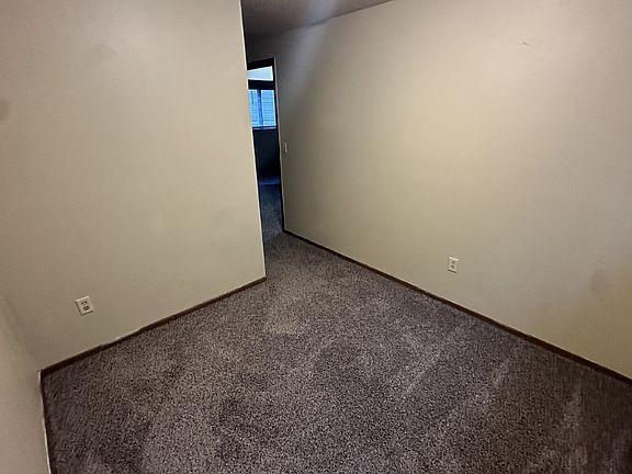 4th image of 1506 Terrace Dr APT F