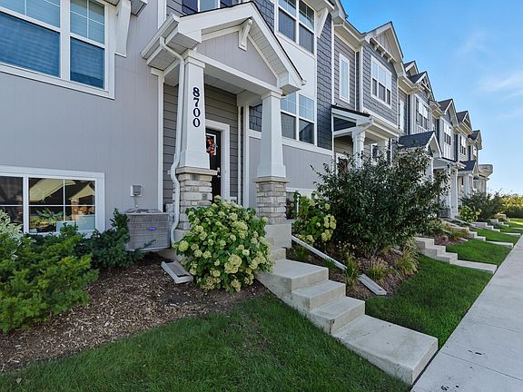2nd image of 8700 Larkspur Lane St
