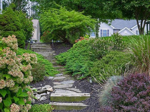 5th image of 158 Eagle Dr