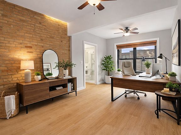 2nd image of 7023.5 N Sheridan Rd #3S