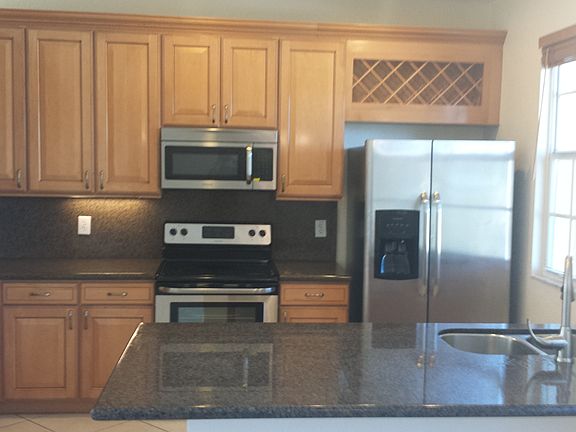 3rd image of 295 NE 5th Ave APT 29