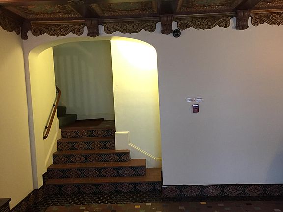 Building entry lobby
