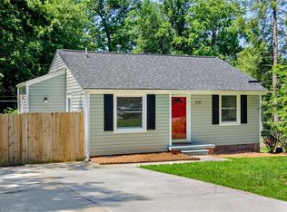 2727 Shady Lawn Dr, Greensboro, NC 27408