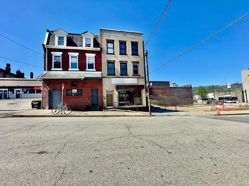 810 Amity Street