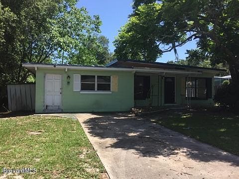 1st image of 1721 N Smith Dr