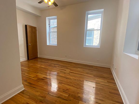 2nd image of 1710 W Sunnyside Ave #2