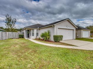 1972 Hunters Trace Cir, Middleburg, FL 32068