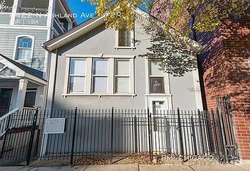 2422 N Ashland Ave Photo 1