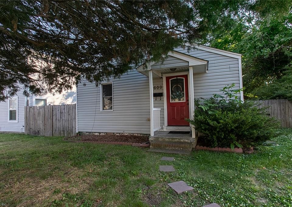 1st image of 609 Allen St