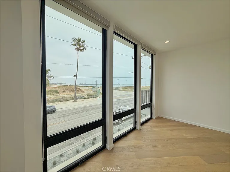 249 Seal Beach Blvd — Photo 8