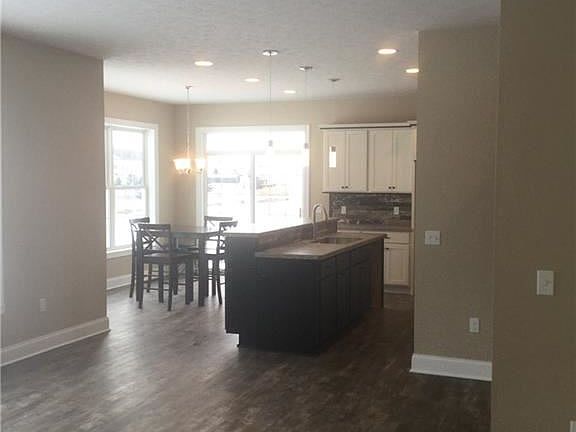 5th image of 124 Fallwood Ter