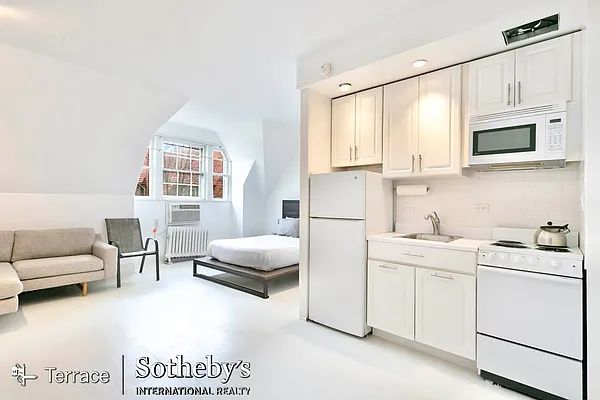 Sold by Terrace Sotheby's International Realty | media 16