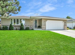 2427 N 27th St, Sheboygan, WI 53083