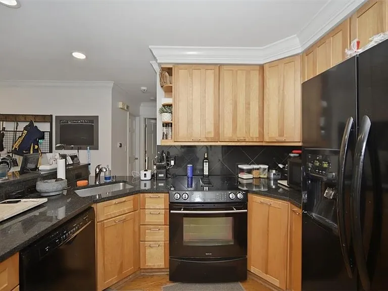546 Allen Rd NE #B — Photo 12
