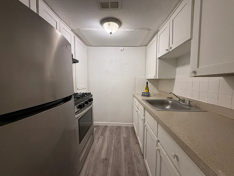 1512 Annex Ave — Photo 10