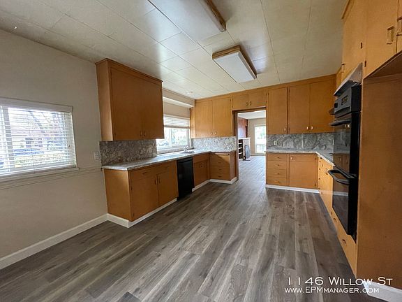 4th image of 1146 Willow St