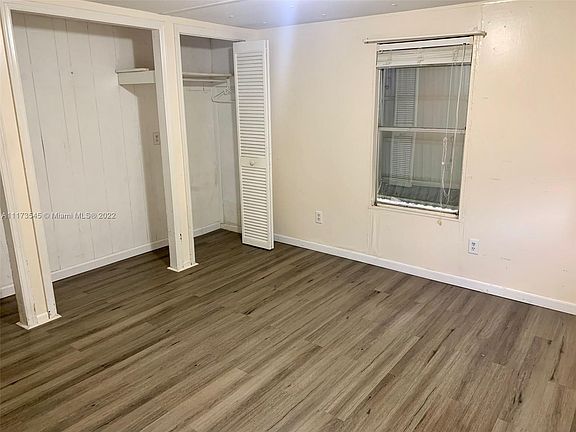 5th image of 21651 NW 7th Ct