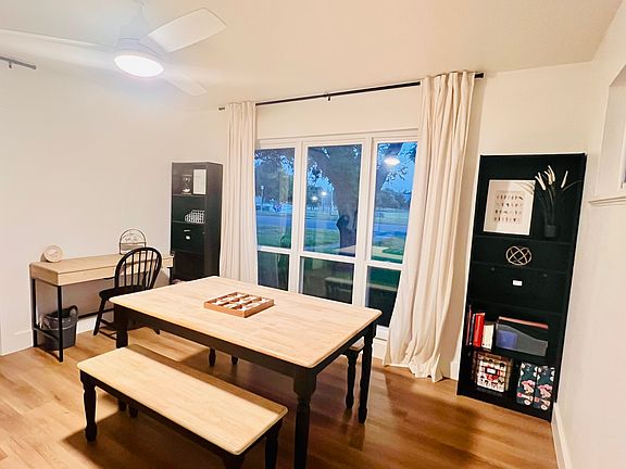 Bonus room (office/classroom, spare bedroom, your choice)