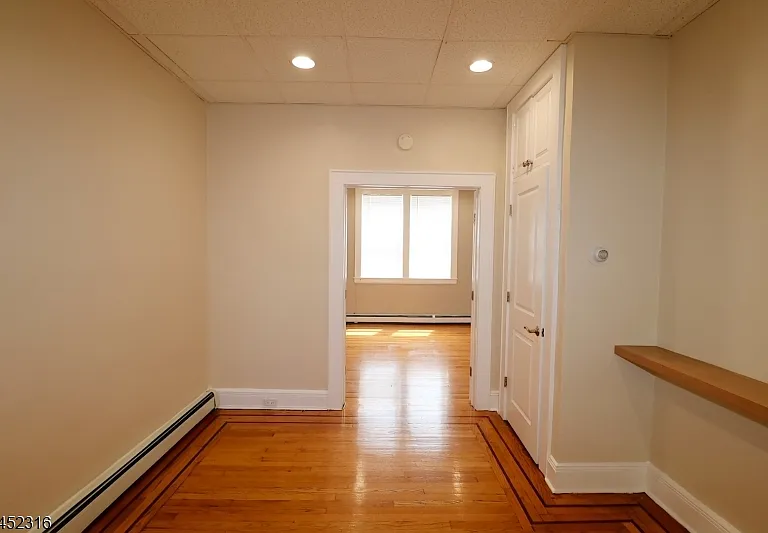 93 Nichols St #R1 — Photo 7