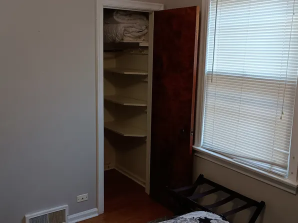 820 Belleforte Ave, Oak Park, IL 60302