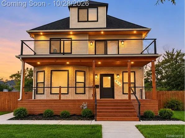 886 Atkinson St, Detroit, MI 48202