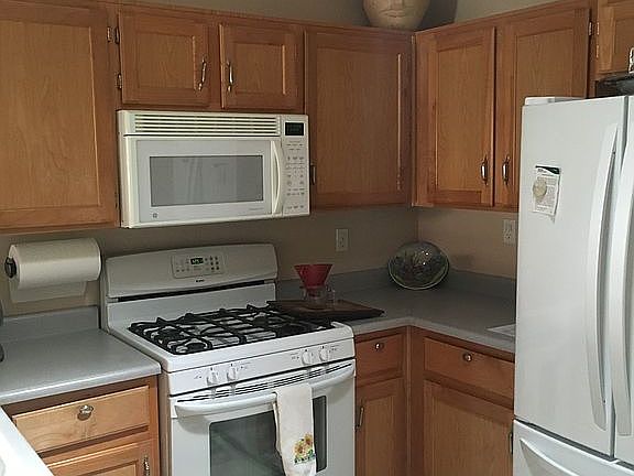 4th image of 9716 Devenish Ave Unit 103