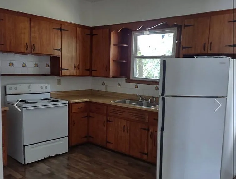 238 E Leasure Ave — Photo 5