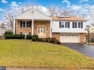 6016 Harvester Ct, Burke, VA 22015