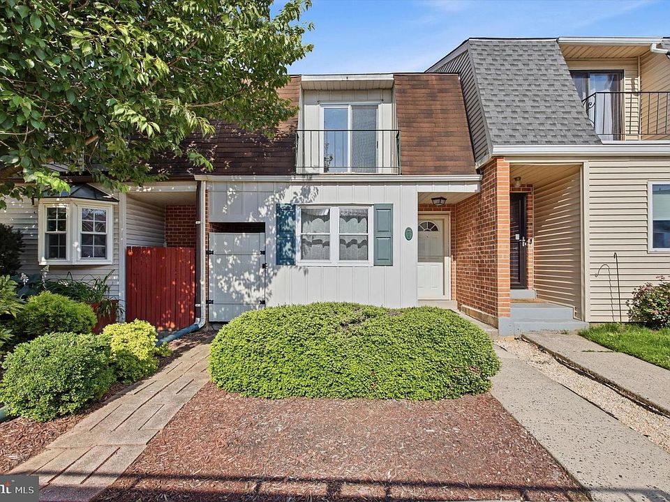 1st image of 7 Rickmar Ln