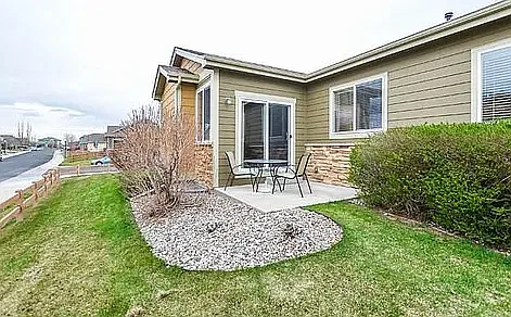 3 bed, 3000 sqft, $2,400 — Photo 3