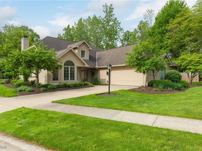 2108 Waters Edge Dr, Westlake, OH, 44145