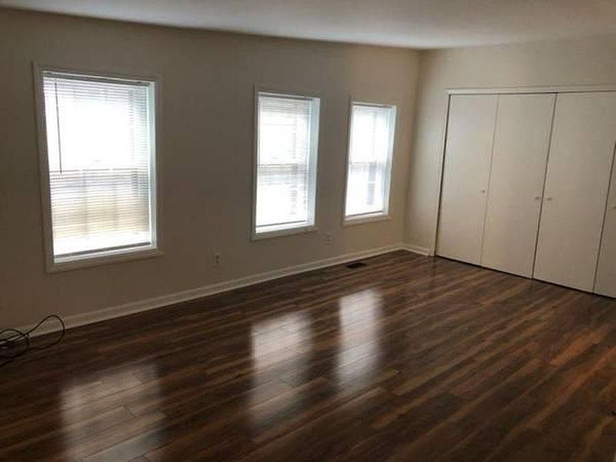 1st image of 522 Franklin St #2