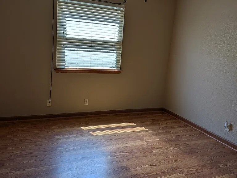 3524 E Roosevelt Ave — Photo 7