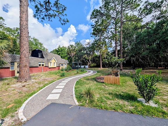 2nd image of 18001 Nelson Rd