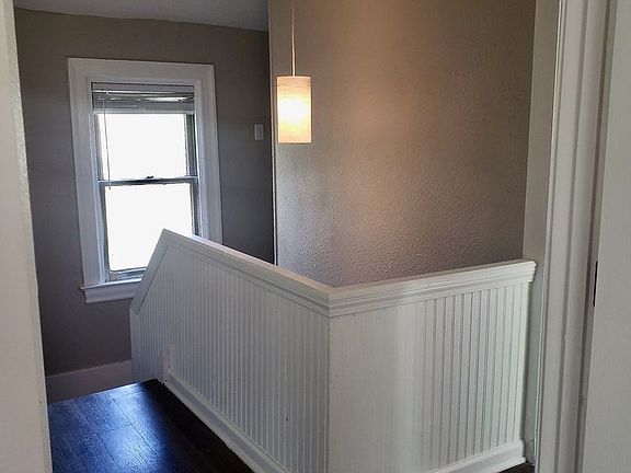 5th image of 684 1/2 Forest Ave